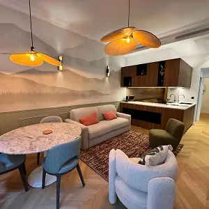 Etoile Trocadero 3*, Paříž Francie